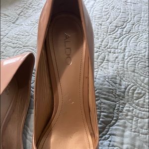 Aldo women’s shoes. Size 10, worn maybe once.